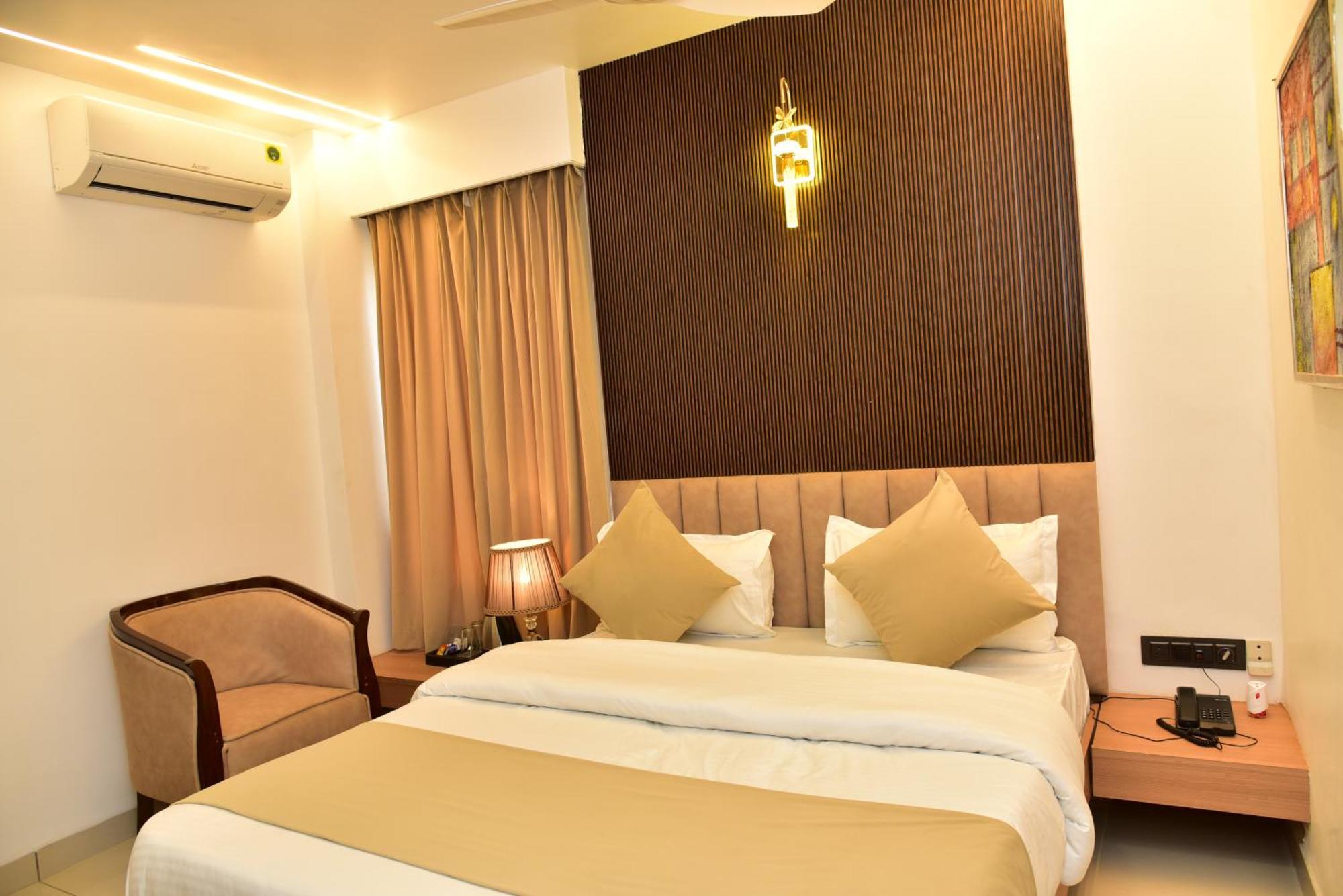 Hotel Divine Peak Pachmarhī 外观 照片