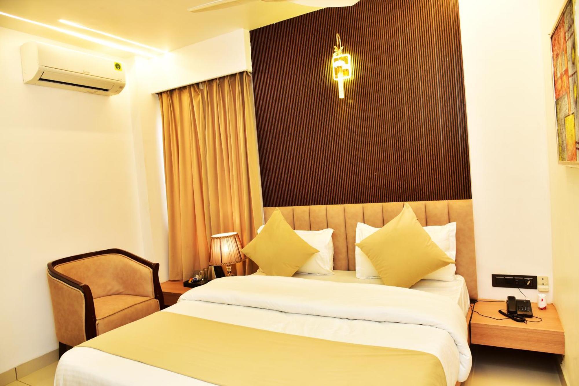 Hotel Divine Peak Pachmarhī 外观 照片