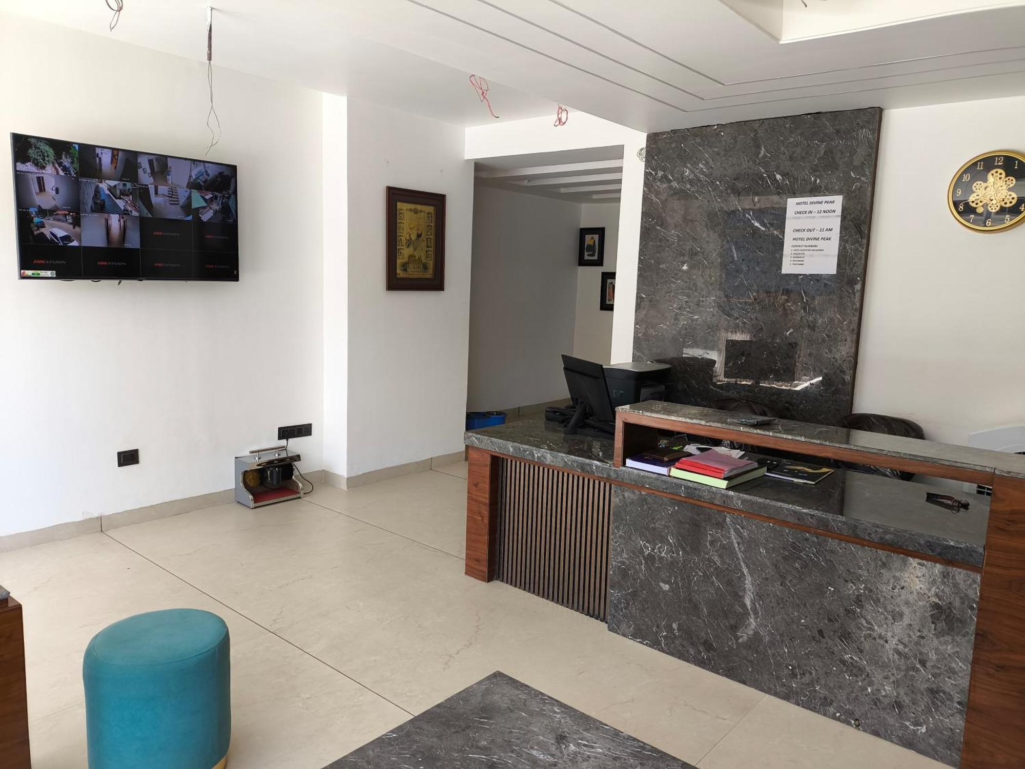 Hotel Divine Peak Pachmarhī 外观 照片