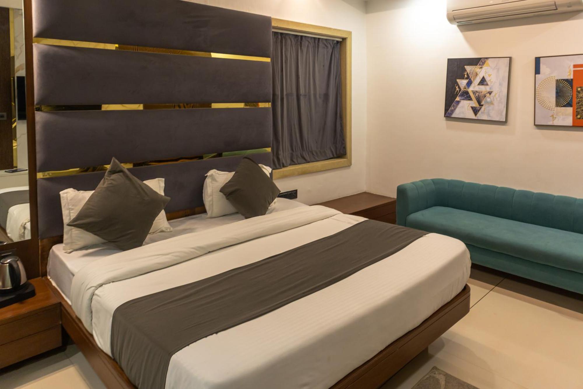 Hotel Divine Peak Pachmarhī 外观 照片